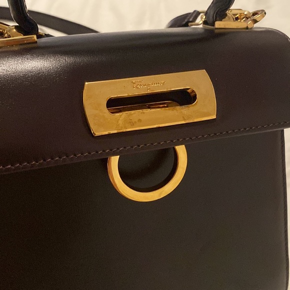 Salvatore Ferragamo Brown Leather Gancini Shoulder Bag - Picture 8 of 10